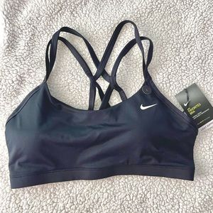 NWT black Nike sports bra